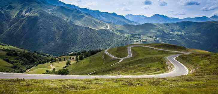 Viaggi in moto: Pirenei Express, nel cuore più bello di queste montagne 1