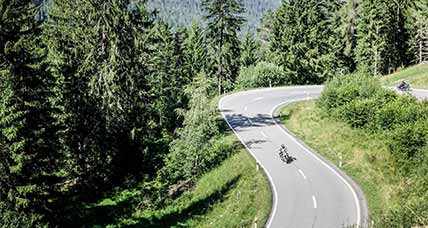 Strada Alpina Tedesca in moto, Castelli folli e Foresta Nera