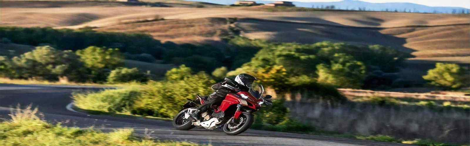 In moto a sud di Siena alla scoperta delle suggestive Crete