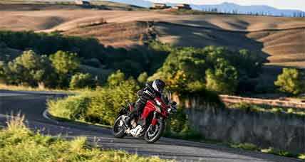 In moto a sud di Siena alla scoperta delle suggestive Crete