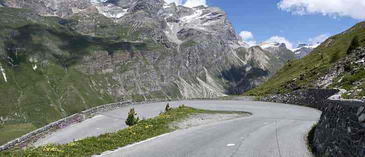 Viaggi in moto: Colle del Nìvolet in moto con mototour del Monte Bianco  3
