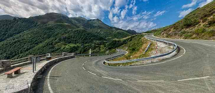 Viaggi in moto: Viaggio tra Pirenei, Spagna del Nord e Los Picos de Europa 1