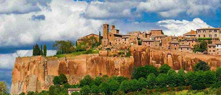 Viaggi in moto: Traversata in Moto tra Curve Tornanti e Paesaggi dell’Umbria 2